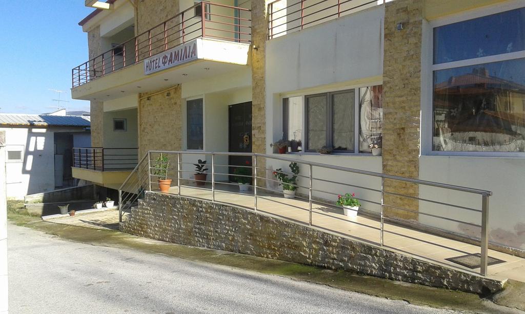 Familia Hotel Loutra Volvis エクステリア 写真