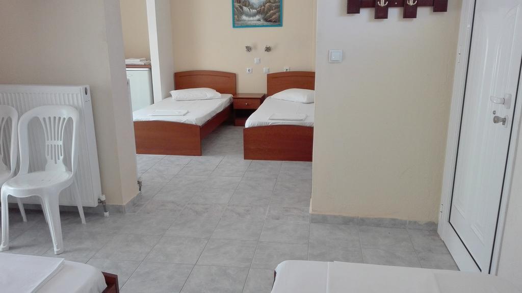 Familia Hotel Loutra Volvis エクステリア 写真