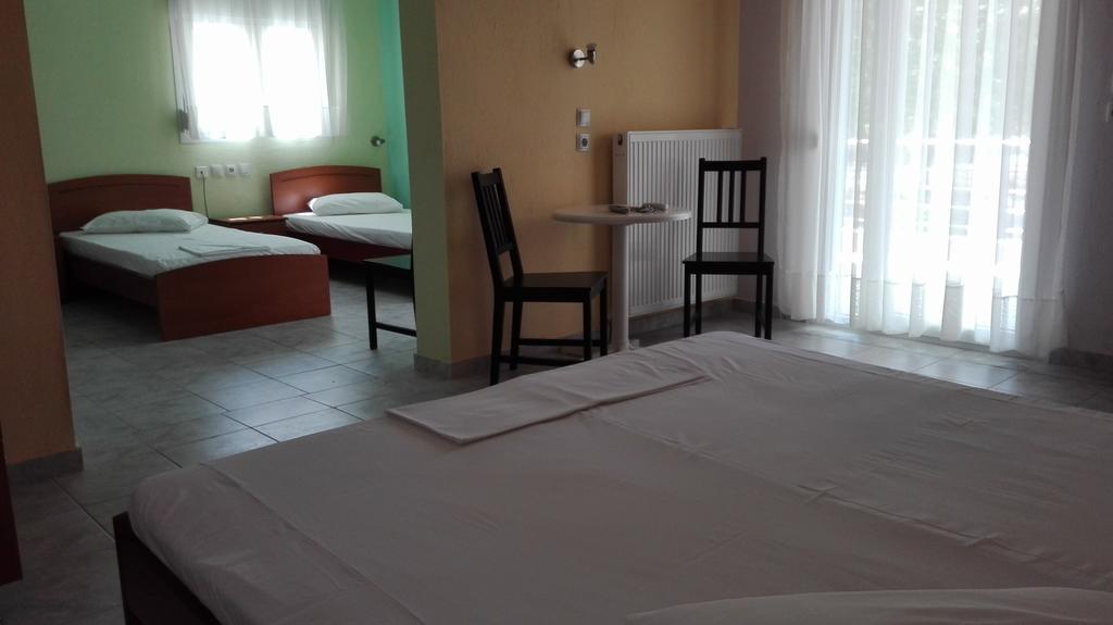 Familia Hotel Loutra Volvis エクステリア 写真